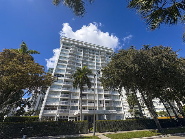 Bay Shore Place  photo 3